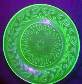 Vintage Green Plates Vaseline Glass Dish Plate EAPG