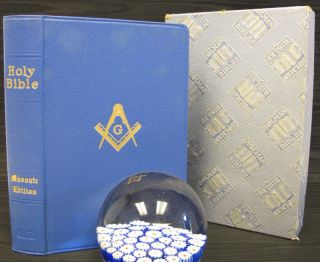 Masonic Holy Bible Freemason Mason King James Illustrated Orig Box