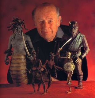 RAY HARRYHAUSEN : 20 MILLION MILES TO EARTH : Ymir boxed figure made X