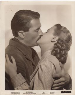 Gregory Peck Kissing Helen Westcott Gunfighter 13513