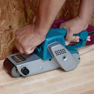 Makita 9924DB 7.8 Amp 3 Inch by 24 Inch Belt Sander with Cloth Dust
