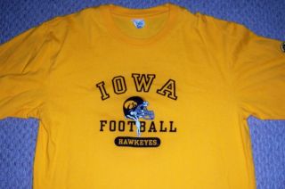 RARE Iowa Hawkeyes Football Mens XL Tshirt Hayden Fry