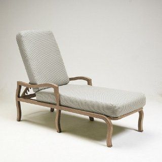 Carson Adjustable Chaise Lounge with Cushions Finish