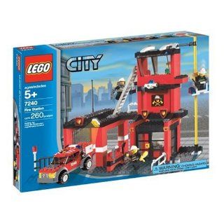 LEGO City Fire Station Toys & Games