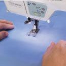 Singer Futura XL 400 Sewing Embroidery Machine w Software