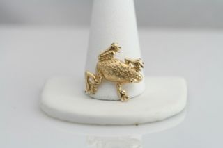 14k YG Horny Toad Charm Textured Frog Pendant 2 6 grams of Gold Lucky