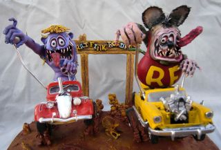 RAT FINK ROAD RACE DIORAMA   multiple kit bash Mothers Worry, Willys