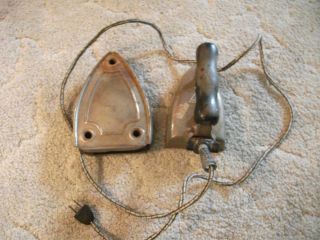 Antique American Beauty Iron with Spring Hinged Holder and Cord Works