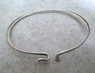James Avery Sterling Silver Hammered Hook on Charm Bracelet 6 5 Inches
