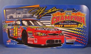 JEFF GORDON #24 DUPONT 2001 NASCAR CHAMPION PLASTIC LICENSE PLATE NEW