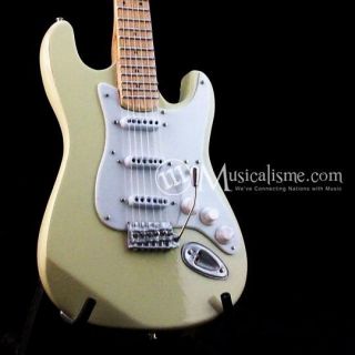 Miniature Guitar Jimi Hendrix Fender Strato Creamy Woodstock Relic