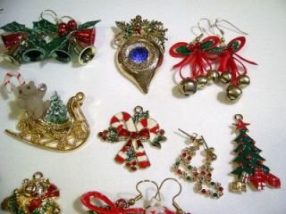 Vintage Christmas Winter Holiday Jewelry Lot Brooch Pins Pendant