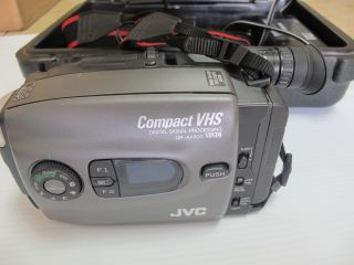 JVC GR AX800 Compact VHS Camcorder