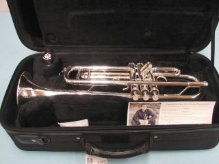 Eastman ETR520S B Flat Trumpet w Case