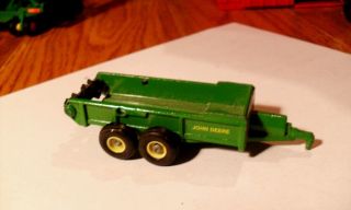 64 Ertl Farm Toy John Deere Manure Spreader Tractor Implement