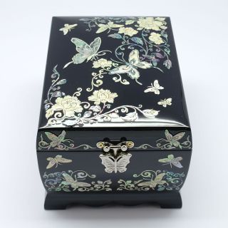 Korean Folk Music Jewelry Box Inlaid with Mother of Pearl