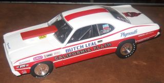 1973 BUTCH LEAL PLYMOUTH DUSTER NHRA ERTL 1 18 Scale Die Cast Drag