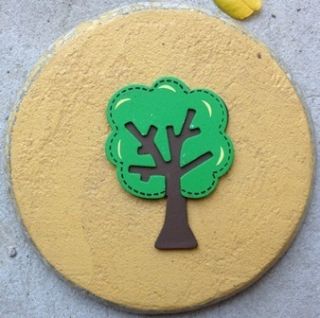 Tree 8 Stone Stepping Stone Plastic Mold Concrete Mold Cement Plaster