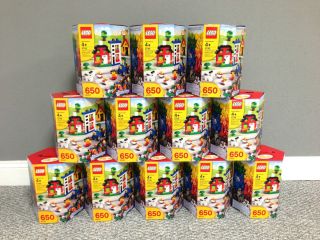 NEW LEGO 5749 Creative Building Kit, Starter Kit, 650 pieces, FREE