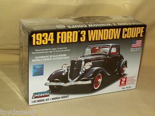 LINDBERG CAR MODEL KIT 1934 FORD 3 WINDOW COUPE NO 72133 NEW 2006 1 32