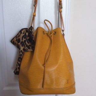 Authentic Louis Vuitton Yellow Epi Noe Strawstring Bucket Handbag w
