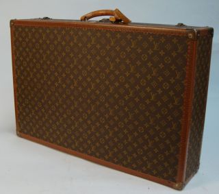 Louis Vuitton Monogram 31 5 x 20 5 x 7 Vintage Hard Sided Suitcase