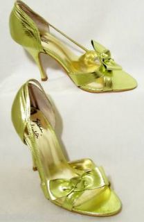 Susan Lucci Womens Green DOrsay Heels Sandals 6 M New