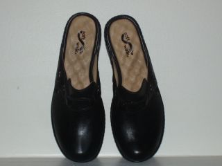 NEW Soft Walks Manteca Size 8N Black Leather Mules Clogs w Super Soft
