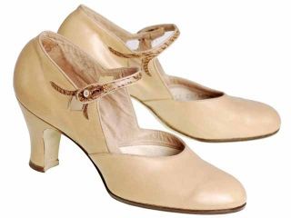 Vintage Shoes Peach Beige Mary Jane 1920s Walk Over EU37 US 6 5NARROW