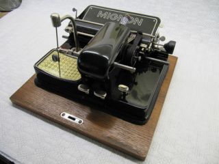 Mignon Model 4 Typewriter