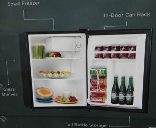  Small Refrigerator W LOCK Room Dorm Mini Compact Fridge BFPH25M4LB