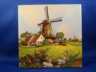 ROYAL MOSA TRIVET OR WALL HANGING SIGNED J.C.V. HUNNIK 1989 HOLLAND