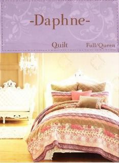 Bed Bath And Beyond Daphne traditional design Full/Queen Quilt