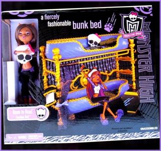 Monster High Room to Howl CLAWDEEN WOLF Doll and BUNK BED