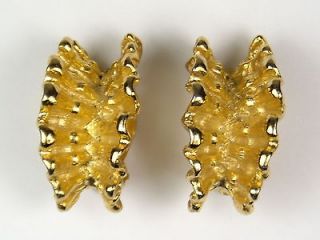 Vintage Les Bernard Gold Toned Scalloped Style Clip Earrings 1 1/8
