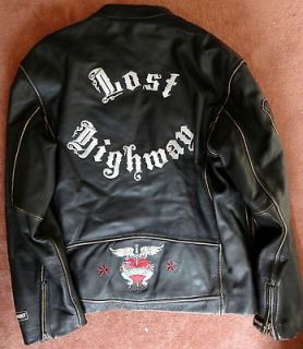 BON JOVI STUNNING LOST HIGHWAY TOUR CREW JACKET AUTGRAPHED BY THE BAND
