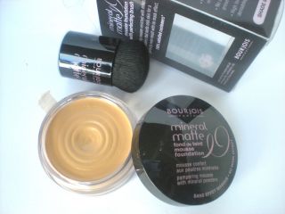 bourjois mineral matte mousse foundation with brush choose colour from