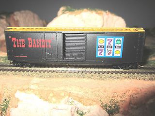 Special Edition 50 operating door Boxcar / THE BANDIT /New