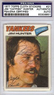 Jim Catfish Hunter Autographed Signed 1977 Topps Cloth Card PSA/DNA