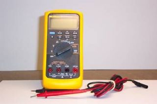 Fluke 787 Processmeter DMM   Calibrated and Certified