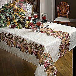 MERLOT CLUSTERS Tuscan Grapes Thanksgiving Tablecloth