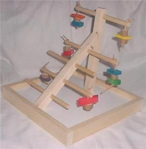 BIRD TOY PLAY GYM,PLAY PEN LOTS A TOYS LADDER STYLE GYM