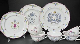 corelle dinnerware in Pottery & China
