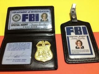 File Film FBI ID Wallet & Badge Prop Inside badge Type Dana Scully
