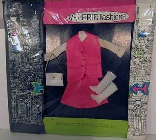 Valerie Fits 11 1/2 Fashion Dolls Barbie MOD Pink Outfit (6) pcs
