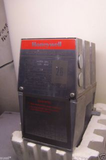 honeywell gas valve in Electrical & Test Equipment