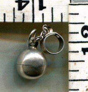 VINTAGE STERLING BRACELET CHARM~3D~WW2 BALL AND CHAIN~NOS~$1 4.99