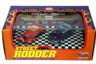 100% Hot Wheels Street Rodder 34 Ford Roadster & 47 Ford Convertible