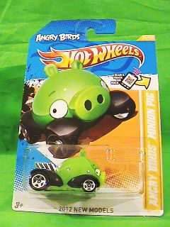 HOT WHEELS ANGRY BIRDS MINION PIG GREEN ICONIC NEMESIS 2012 NEW MODELS
