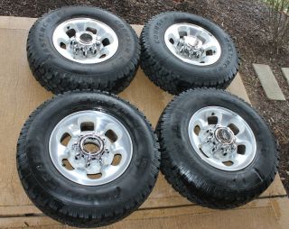 2004 Ford F250   F350   Excursion aluminum wheels with tires and caps